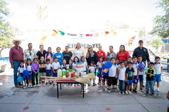 ARRANCA PROGRAMA “LIMPIA TU ESCUELA” EN EL JARDÍN DE NIÑOS MANUEL ALTAMIRANO (4)