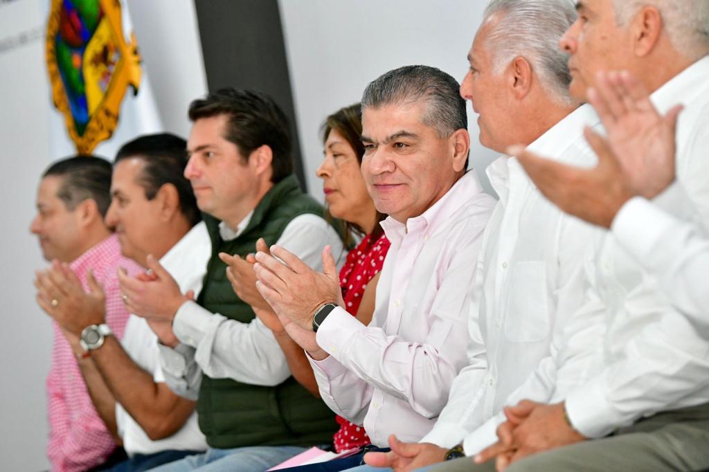 001 EN TORREO?N, ESTADO Y MUN ICIPIO ESTABLECEN COORDINACIÓ N PARA LA CERTEZA JURI?DICA PA TRIMONIAL DE LAS FAMILIAS