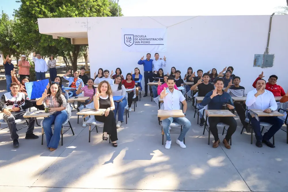 9-Entrega de Mobiliario Agua Nueva y Adm San Pedro UAdeC