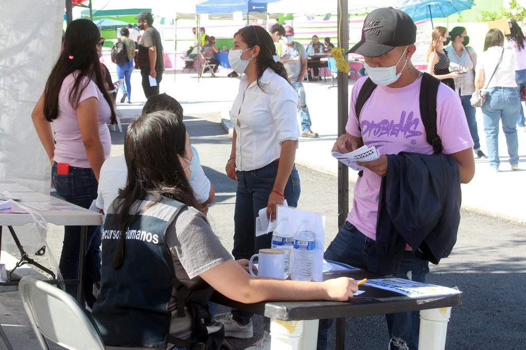 002 COAHUILA LLEVA OPORTUNIDADES DE TRABAJO A ‘LÍNEA VERDE’