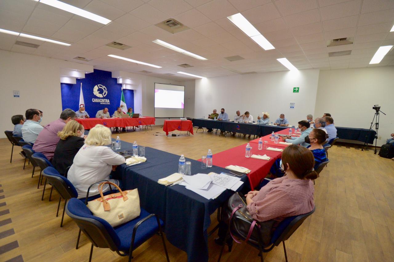 004 PROPONE TURISMO COAHUILA A MESA PARA REAC TIVACIÓN LA CELEBRACIÓN DE FERIAS AL 60