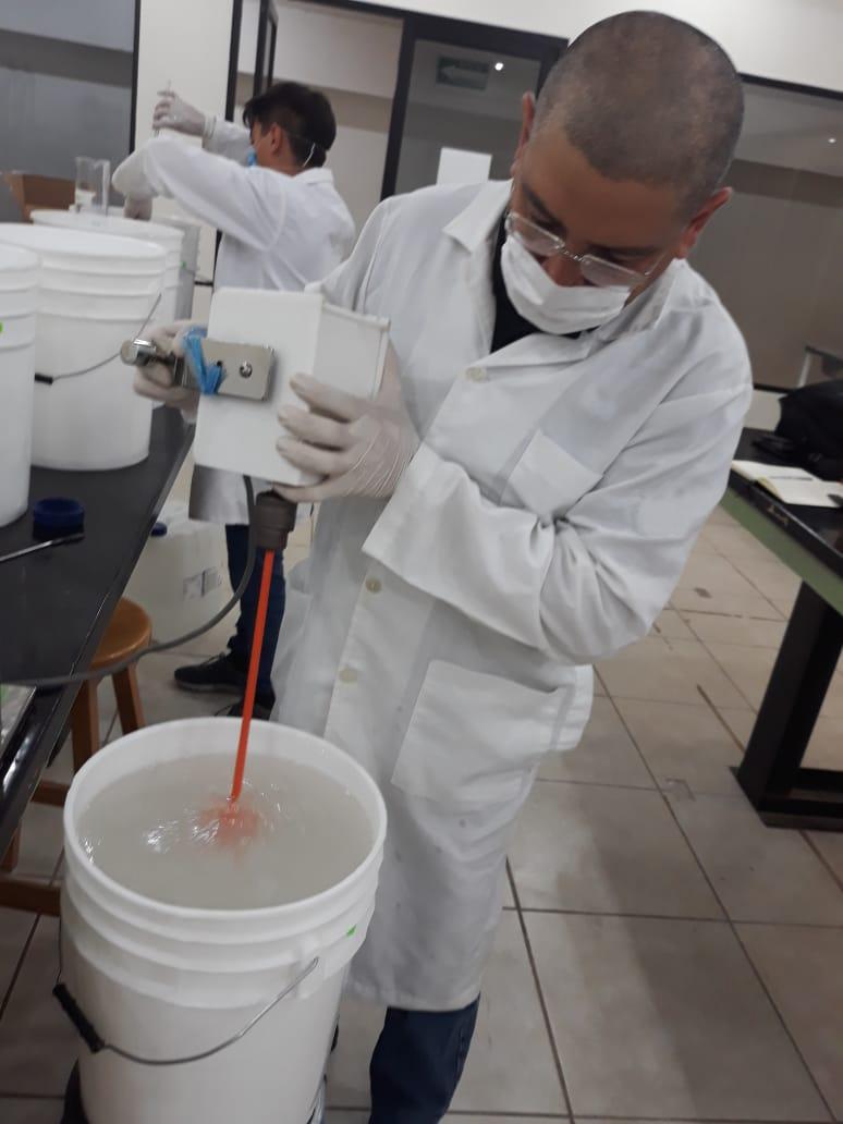 Produccion de Gel Antibacterial, para entr egarlo al sector salud de la entidad 2