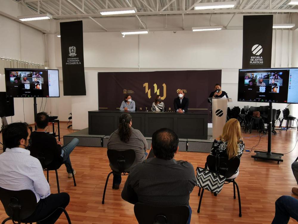 001 ENTREGA CULTURA COAHUILA CONSTANCIAS DEL DI PLOMADO EN SONIDO Y CAPACITACIÓN PARA CINE
