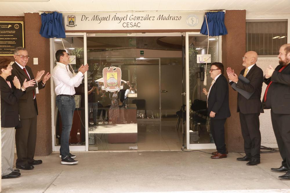 Entrega Acreditación Fac.Medicina US-10