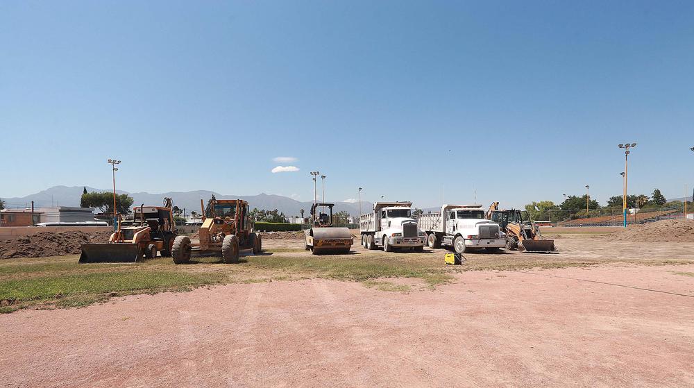 Rehabilitacion del Campo de B éisbol del Ateneo Fuente 8