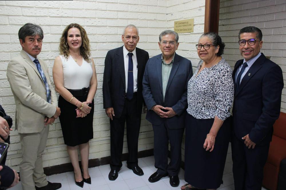 Reconocen a Investigadores del CIB 5