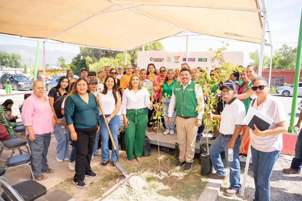 SE SUMA CASTANOS A CAMPANA DE F ORESTACIÓN EN COAHUILA (3)