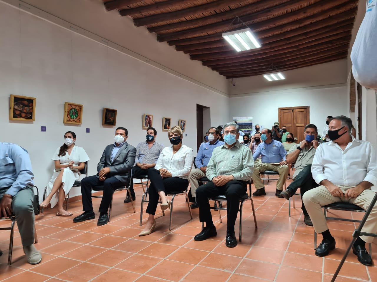Presenta el CICBEC de la UAdeC de Cuatro  Ciénegas Plan de Trabajo y Proyectos 4