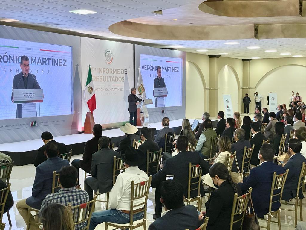 003 RECONOCE MARS A SENADORA VERÓNICA MARTÍN EZ POR SU APORTE AL DESARROLLO DE COAHUILA