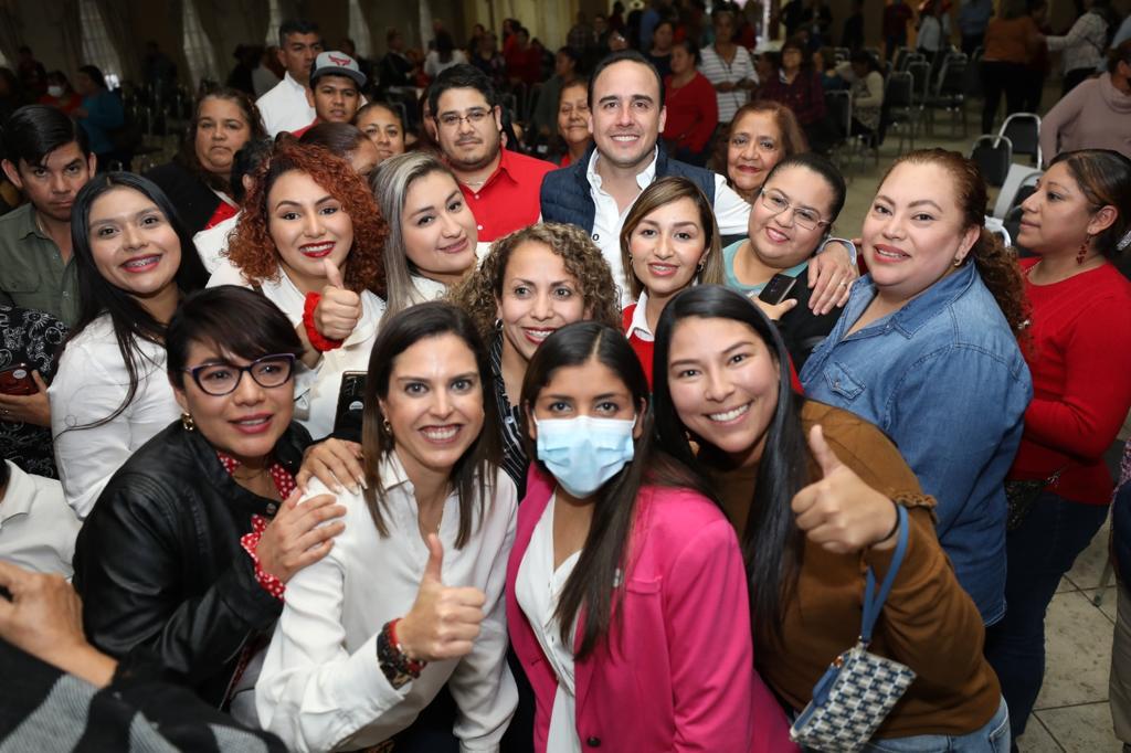 VIENEN NUEVOS PROYECTOS DE SALUD Y EDUCACIÓN (4)