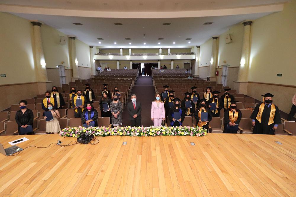 Se Graduan las Generaciones CCVIII y CCIX de FCA Unidad Torreón 1