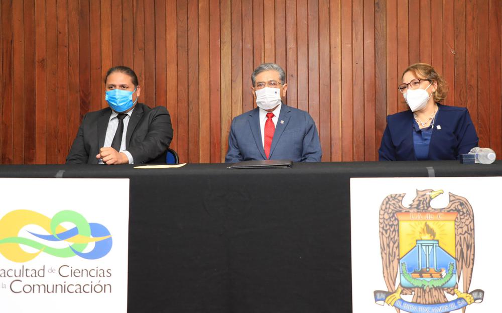 Toma protesta FCC 6