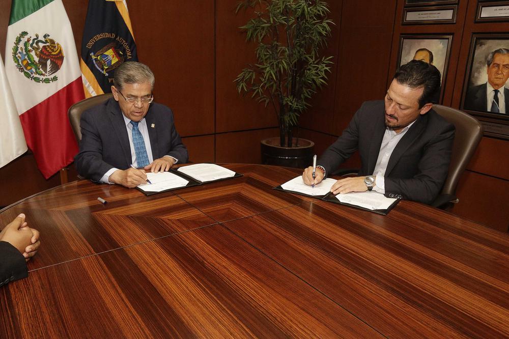 Firma Convenio UAdeC con la LMB 6