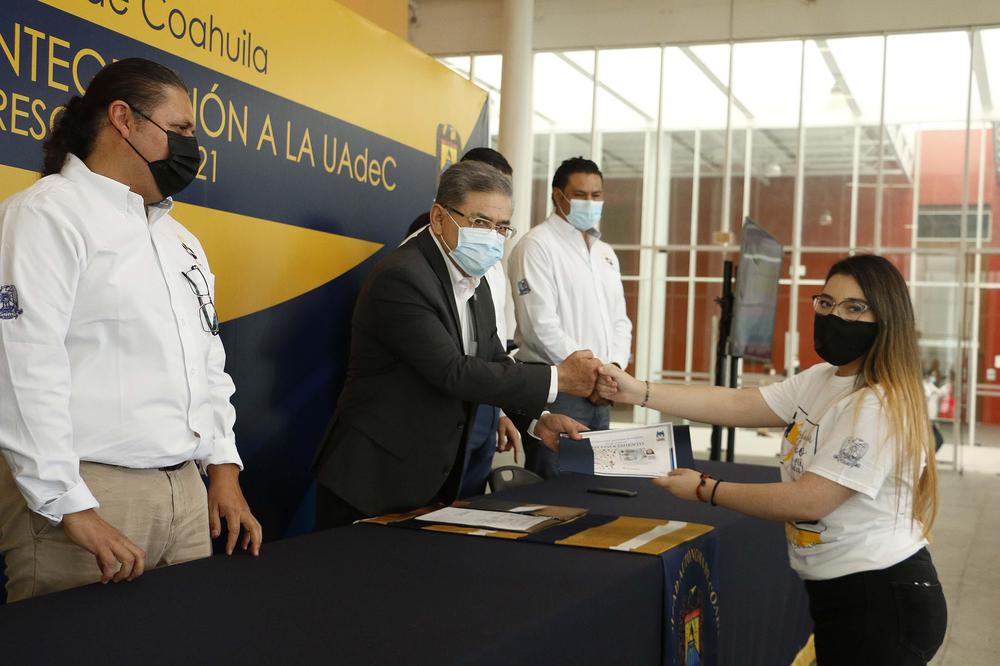 Ceremonia de Integracion a la UAdeC Al umnos de Nuevo Ingreso 2020-2021 3