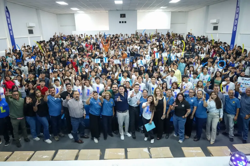 3-Entrega de Mobiliario Agua Nueva y Adm San Pedro UAdeC