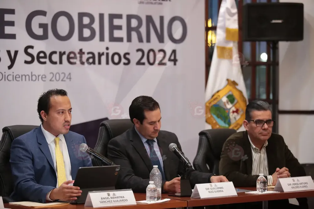 001 EN COAHUILA SE TRABAJA PERMANENTEMENTE EN LA REGULARIZACIÓN DE LA TENENCIA DE LA TIERRA