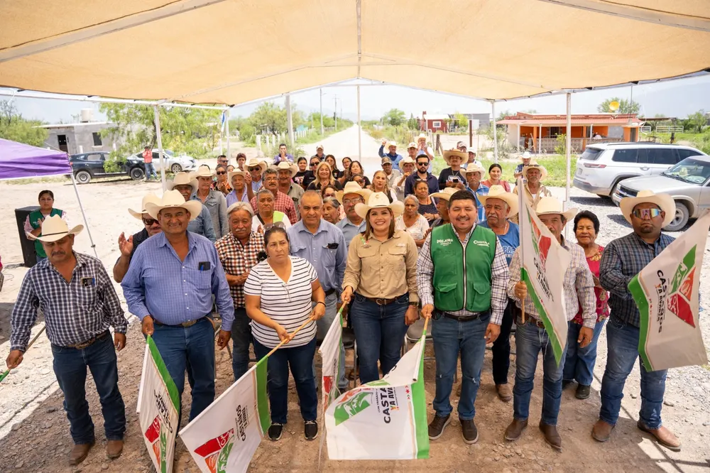 ARRANCA YESICA SIFUENTES REHABILITACION DEL CAMINO AL EJIDO EL GRANJENO (3)
