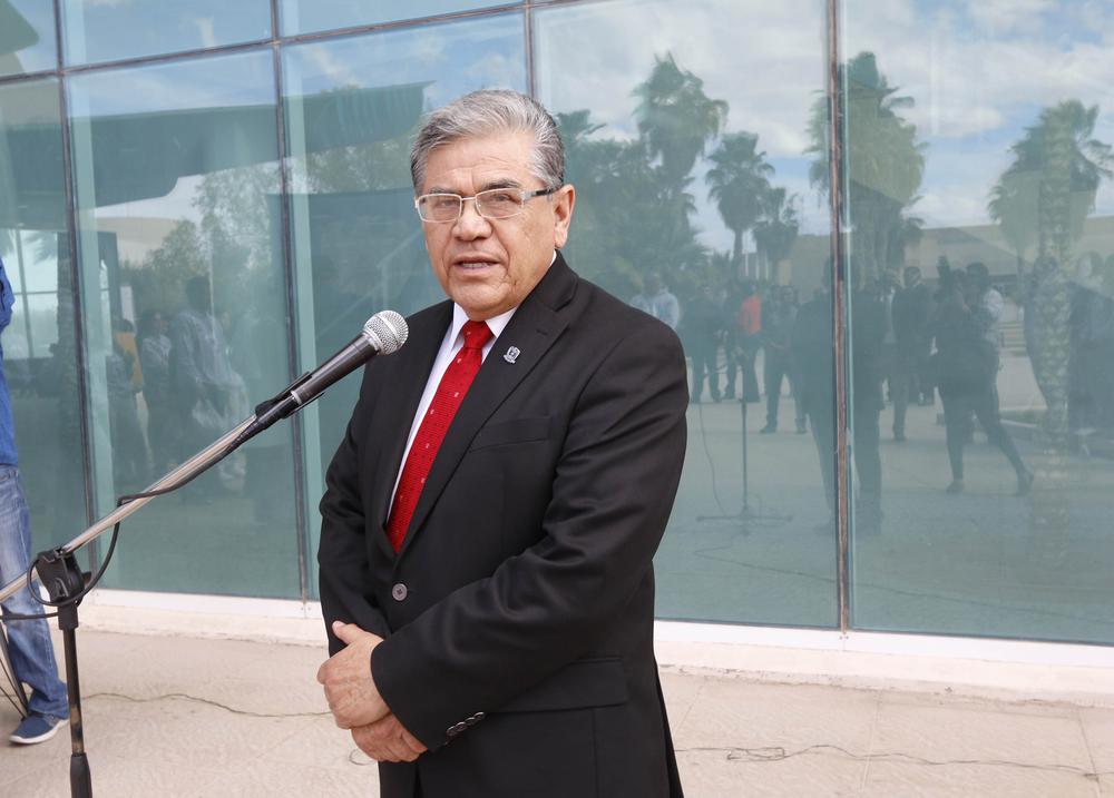 Entrega de uniforme representativo a equipos de UT 8