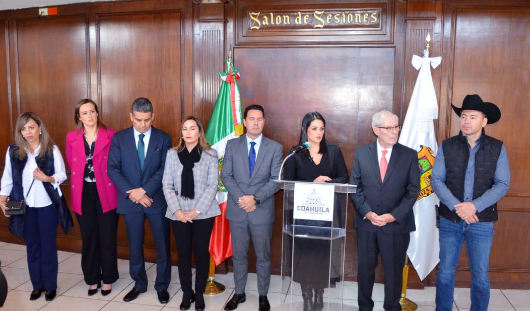 Diputadas y Diputados de la Junta de Gobierno que  Preside la Diputada Luz Elena Morales Núñez