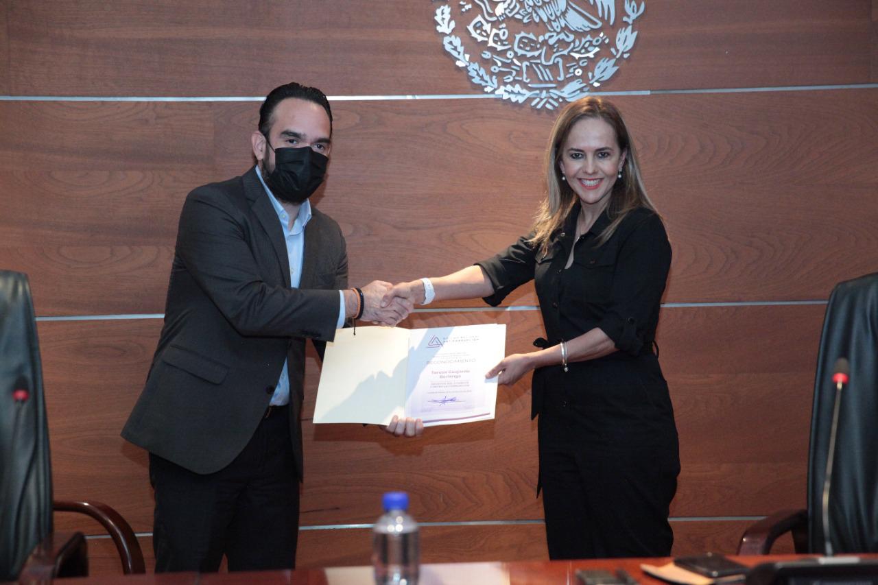 004 PARTICIPA COAHUILA EN CONGRESO ?DESAFI ́OS DEL COMBATE CONTRA LA CORRUPCIÓN’