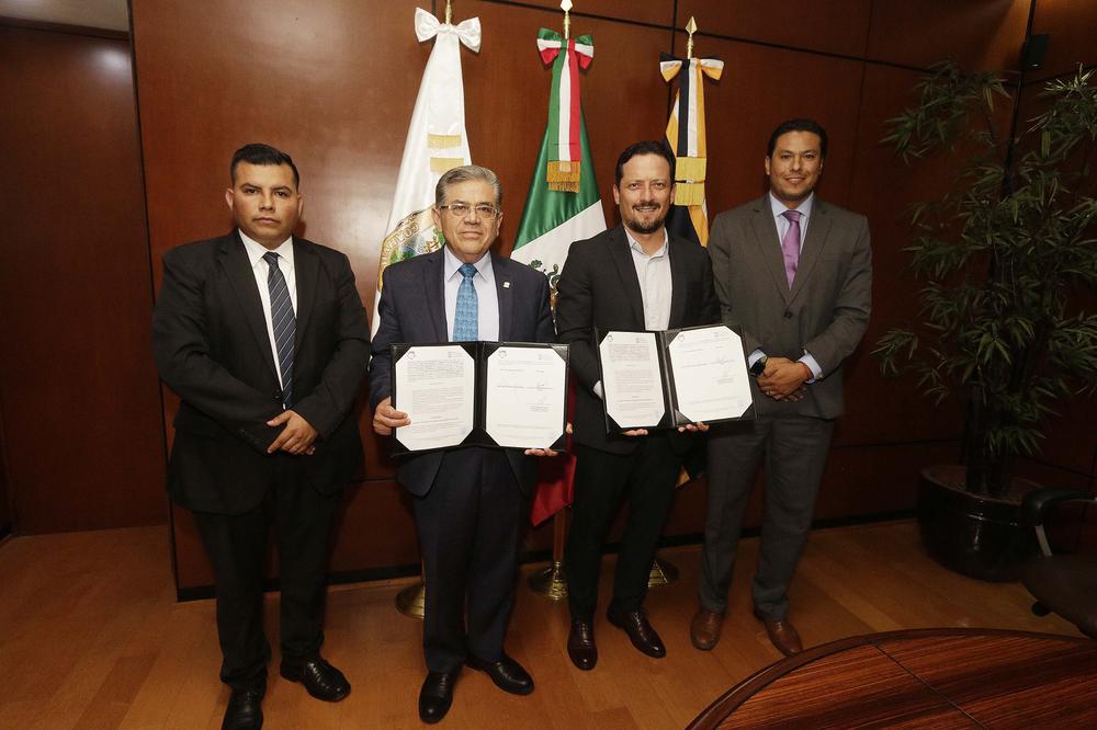 Firma Convenio UAdeC con la LMB 8