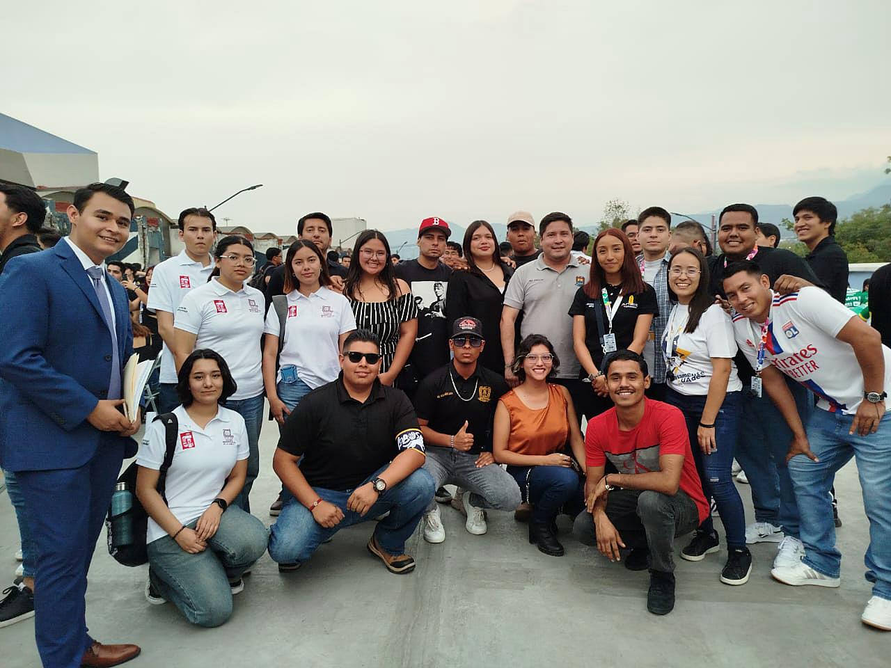 Delegacion de la Facutlad de Ingeneiria C ivil UT Destaca en OlimpiANEIC 2024 _2
