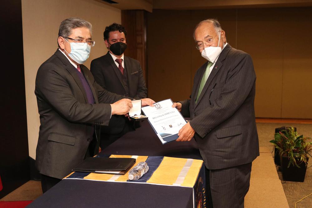 Entrega de la Medalla Mariano Narváez 4