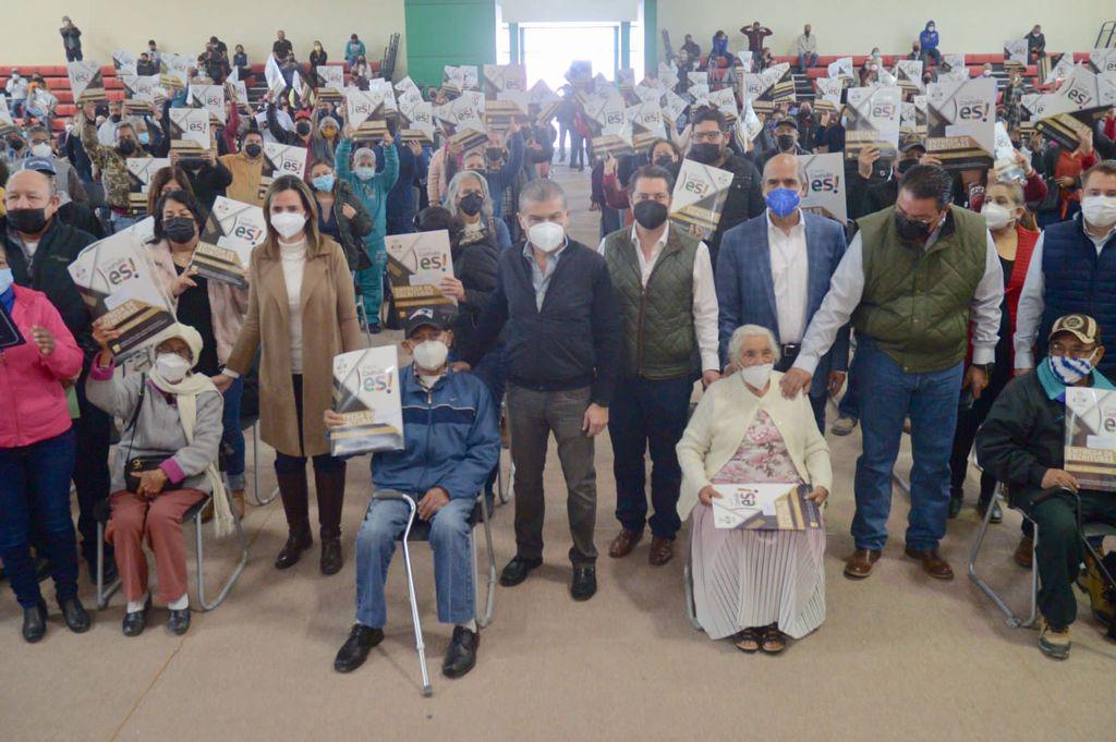 006 ENTREGA MARS ESCRITURAS A 245 FAMILI AS DE LA REGIÓN CENTRO DE COAHUILA