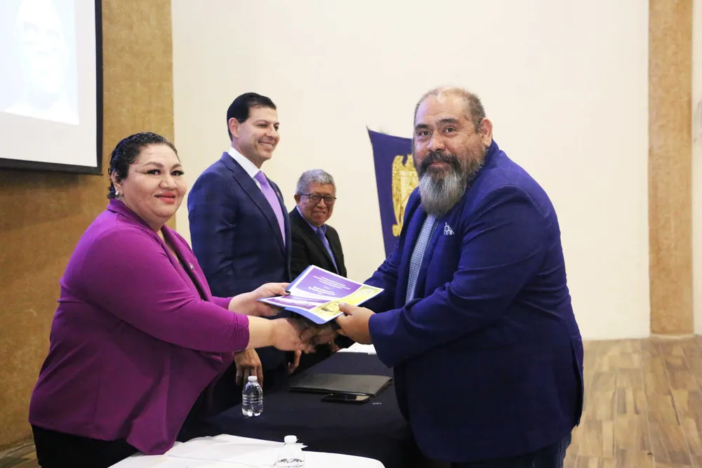 Medalla Mariano Narvaéz _8
