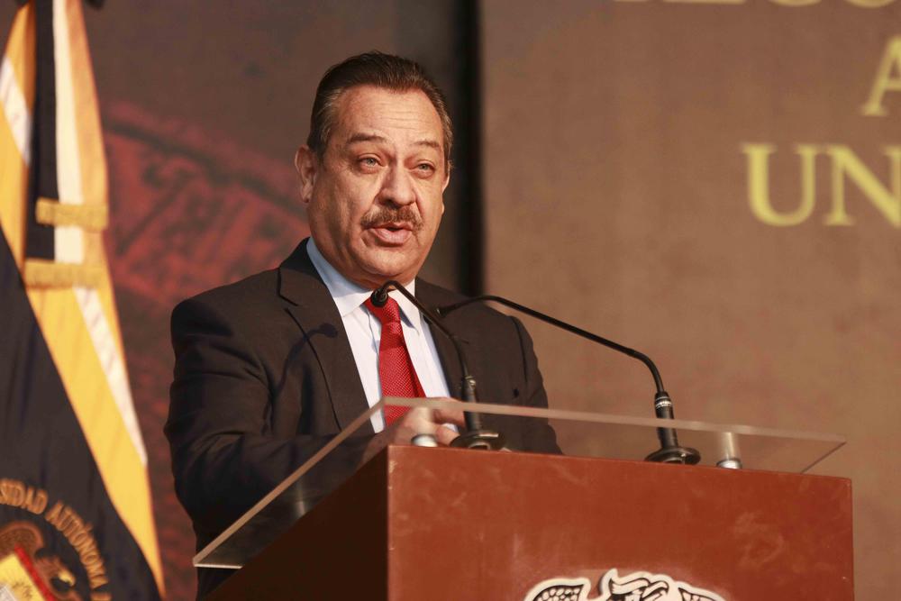 Entrega de Medallas y Reconocimientos a Universitarios Destacados 20