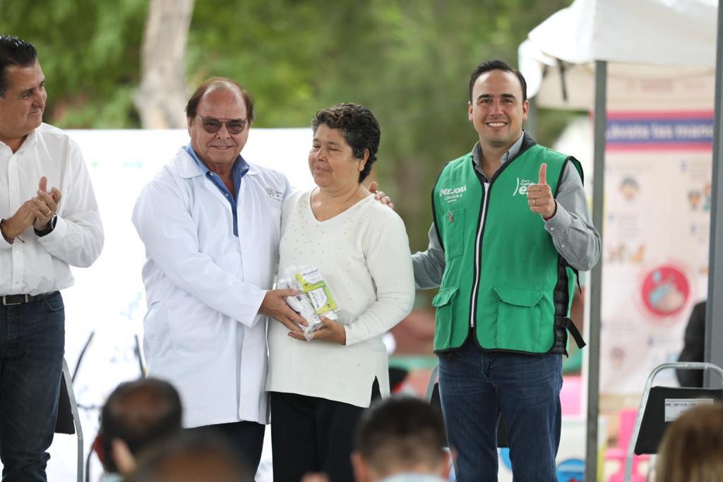 001 MA?S DE 10 MIL PERSONAS SE ATENDIERON EN LAS CARAVANAS DE LA SALUD MEJORA