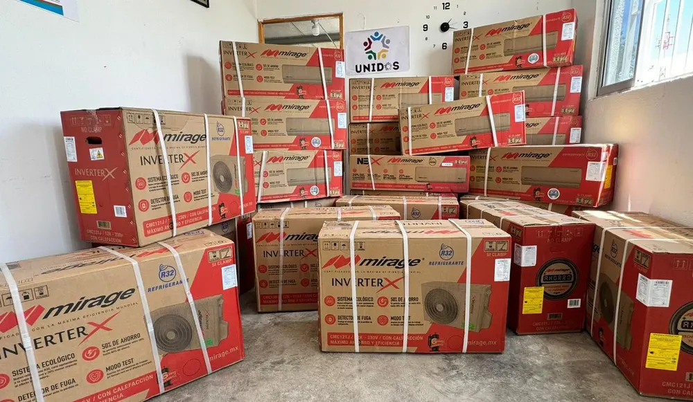 ENTREGA GOBIERNO MUNICIPAL Y UNIDOS MINISPL ITS A BAJO COSTO EN CUATRO CIÉNEGAS (4)