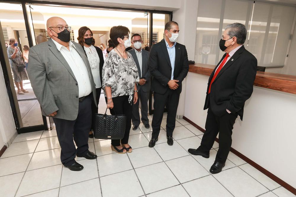 Inauguran el Instituto de Ensena nza en Lenguas Extranjeras 7
