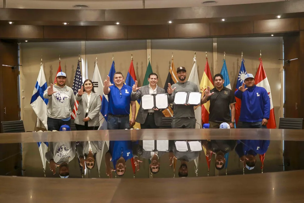 Firma de Convenio UAdeC y Dream House Baseball-11