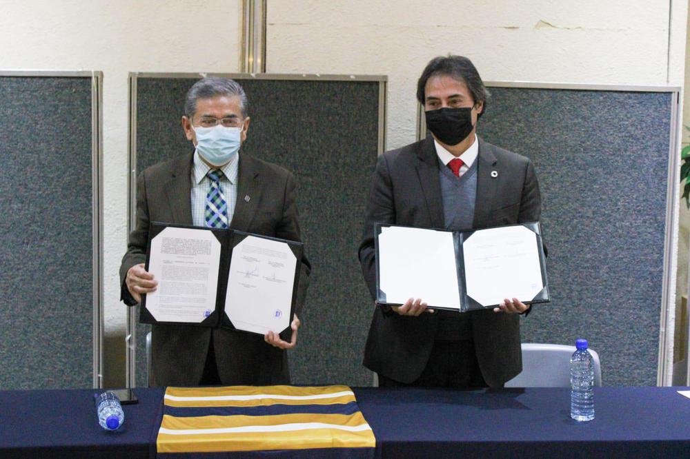 Firma convenio UAdeC Canacintra Torreón 3
