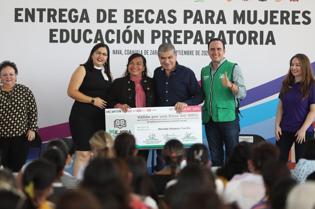 001nCON MEJORA COAHUILA 4 MIL 600 MUJERES TERMINARON LA PREPARATORIA