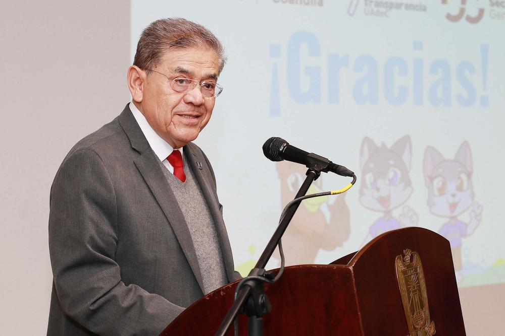 Recibe la UAdeC Certificacion como Instit ución Promotora de la Transparencia 16