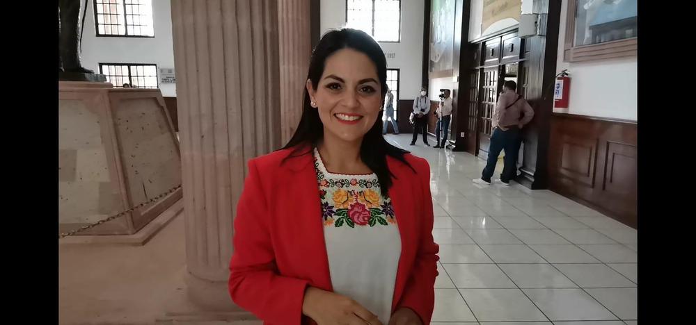 Luz-Elena-Morales