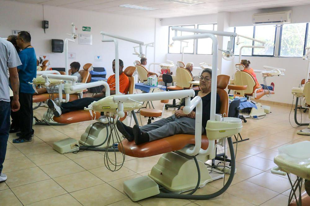 Servicos Facultad de Odontología UT _2