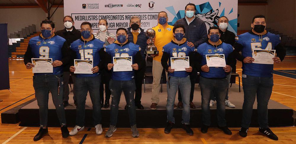 Entrega de Reconocimientos a Deportistas Destacados de la UAdeC 10