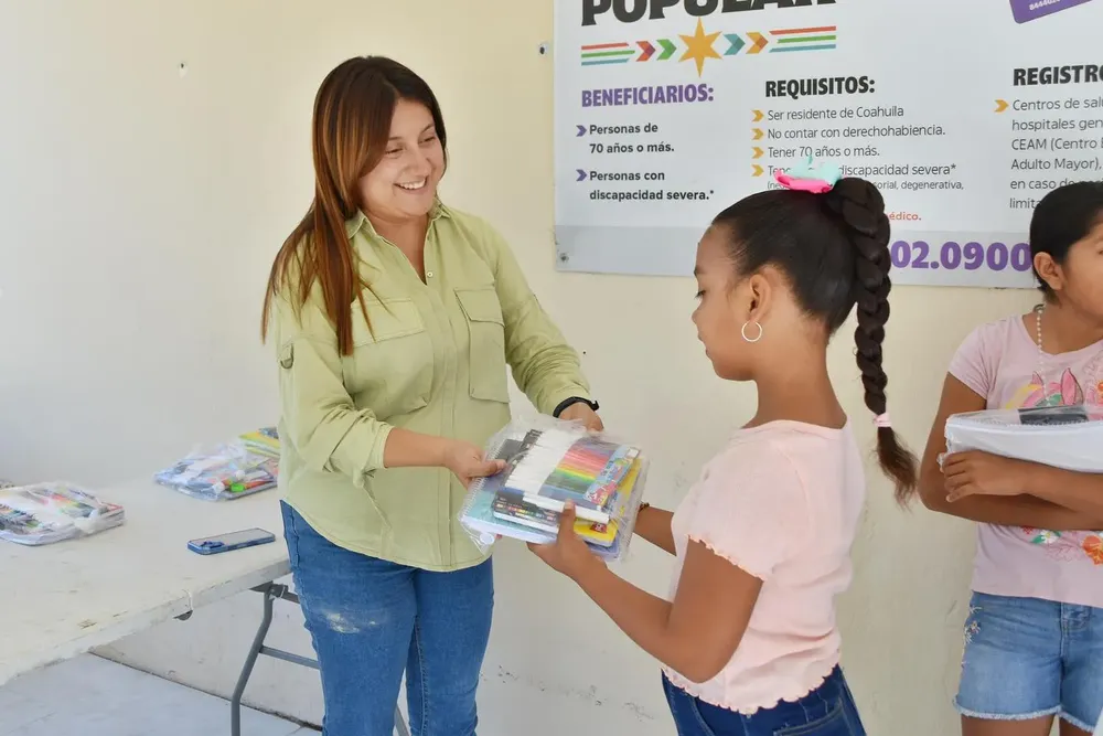 IMPULSA VÍCTOR LEIJA EDUCACIÓN Y CULTURA EN COMUNIDADES RURALES DE CUATRO CIÉNEGAS (3)
