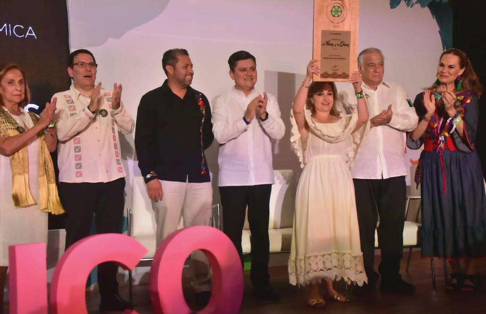 002 RECIBE COAHUILA PREMIOS DE ‘LO MEJOR DE MÉXICO 2022’