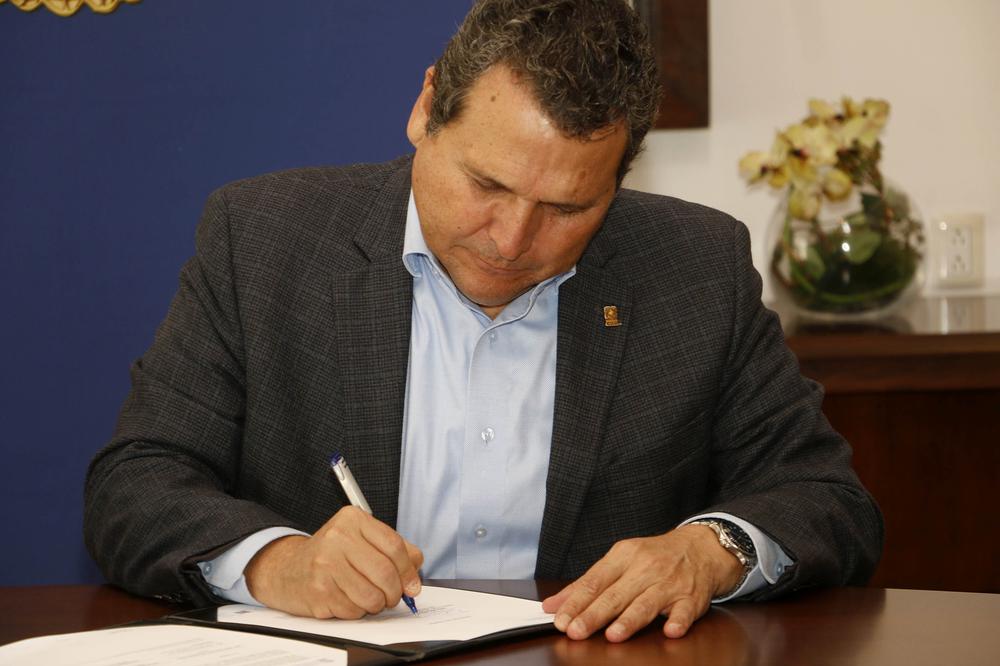 Firma de Convenio UAdeC - GIS 3