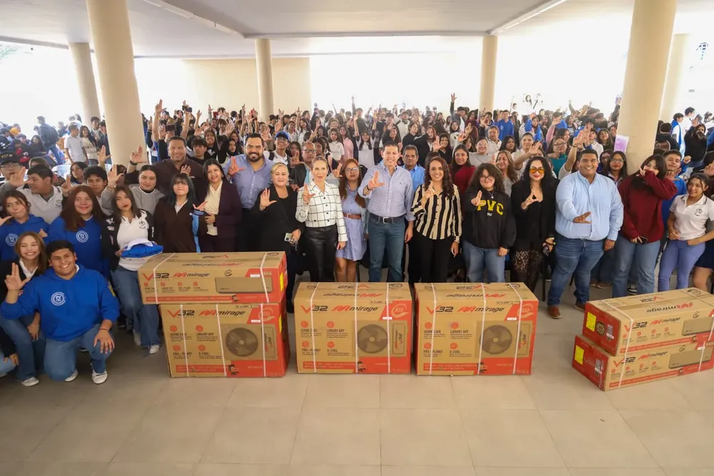 11-Entrega Mobiliario en FEM y PVC