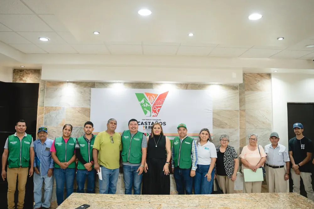 MÁS DE 40 FAMILIAS RECIBEN ASESORÍA PARA RE GULARIZAR SU PATRIMONIO EN CASTANOS (1)