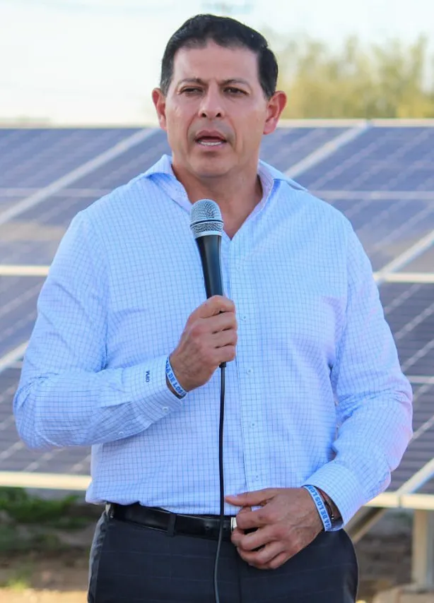 Pavimentación y Paneles Solares 4
