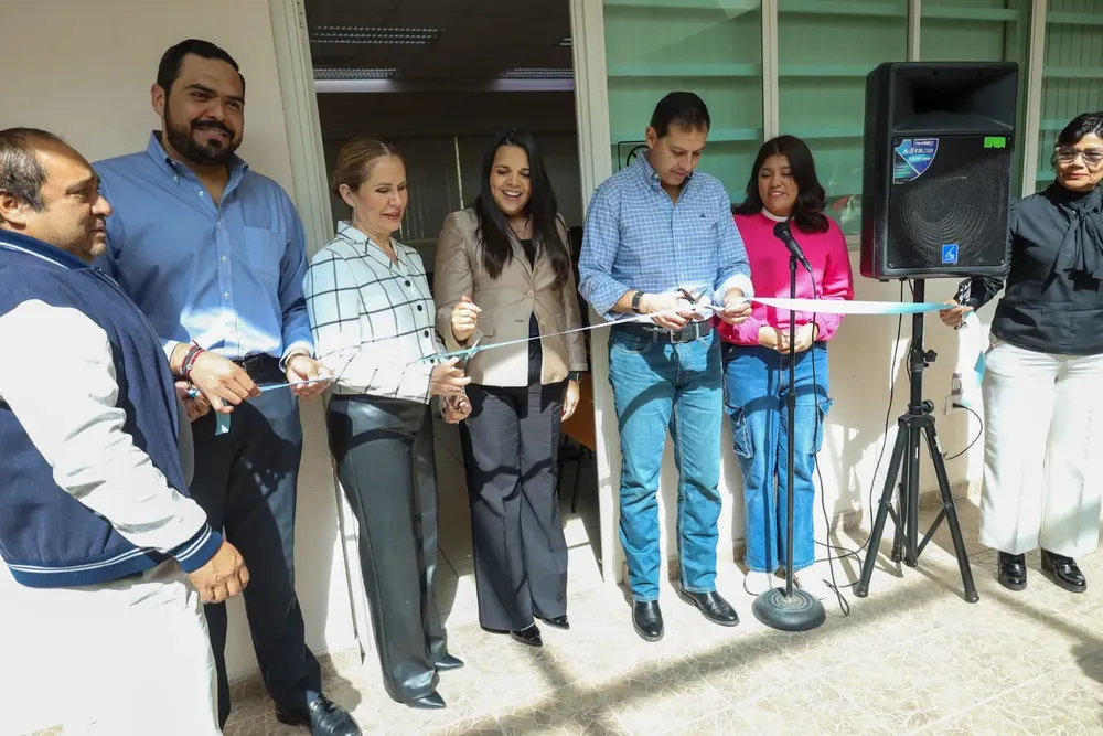 4-Entrega Mobiliario en FEM y PVC