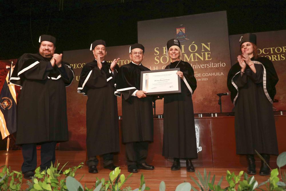 Entrega de Medallas y Reconocimientos a Universitarios Destacados 6