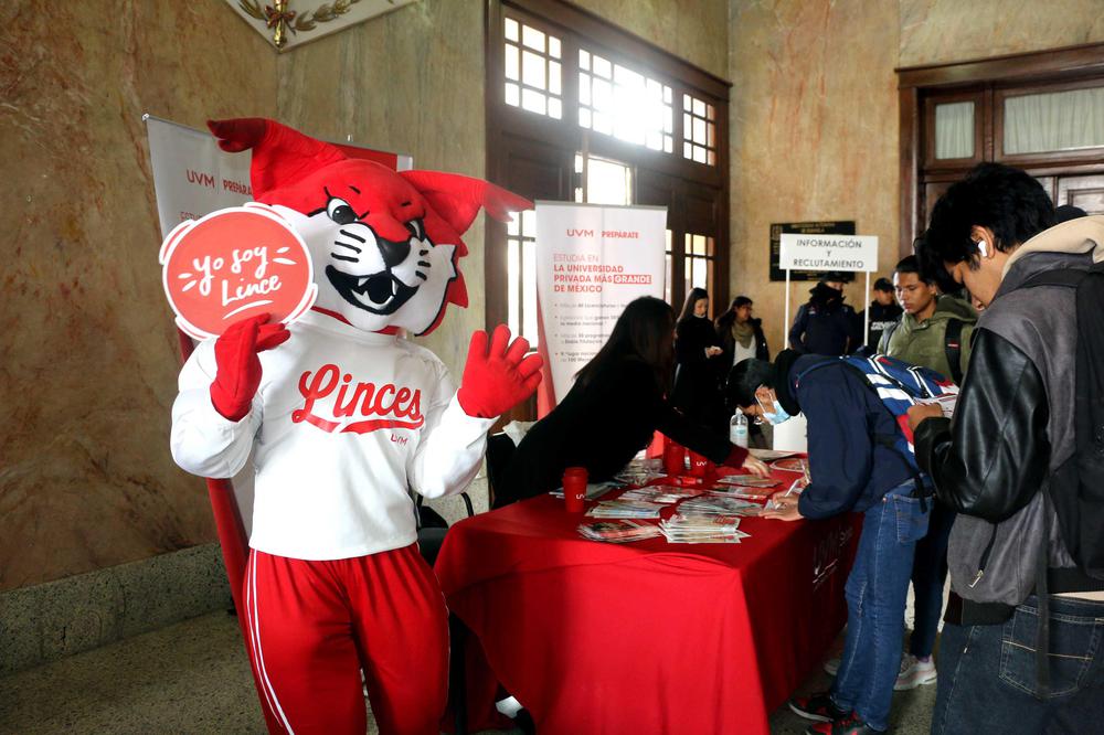 Expo Universitaria Ateneo Compartiendo experiencias _9