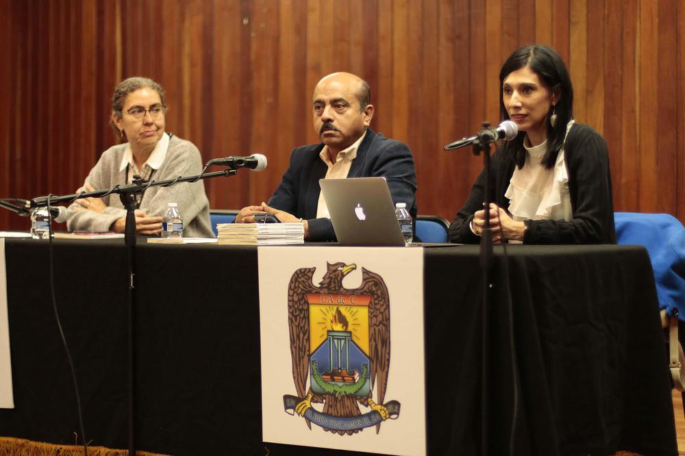 Presentación del libro “Sí somos periodistas? y Biblioteca Humana 5